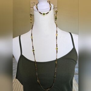 Vintage Handmade Green and Brown Beaded Jewelry Set